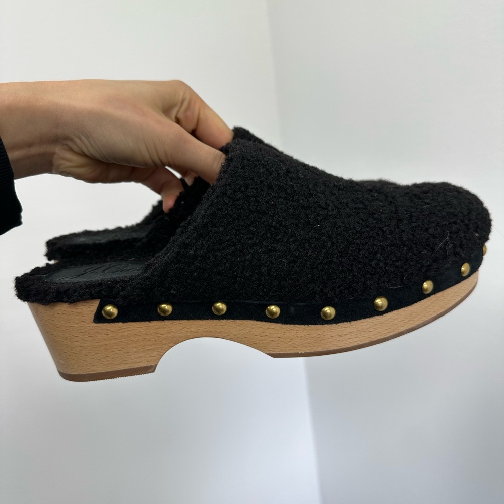 ⛔️SOLD⛔️J. Crew Black Sherpa Wooden Clogs Round Toe Mules Slip ons Size 8.5 - Picture 5 of 9